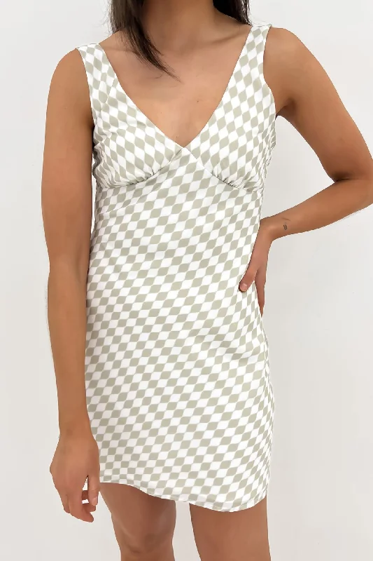 Isabela Mini Dress Green Trendy Cut-Out Mini Dress