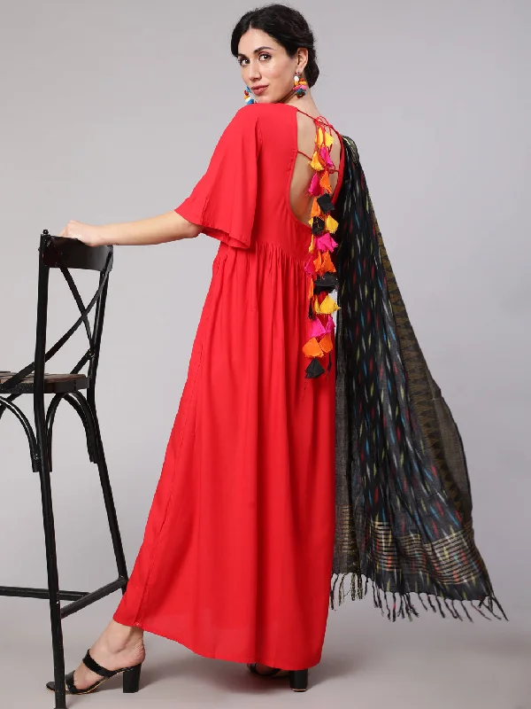 Women's Red Maxi Dress With Ikat Print Dupatta - Aks Cozy Open-Back Maxi Dress