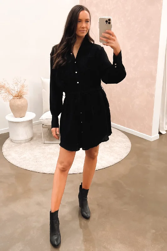 Tahlia Mini Dress Black Classic Floral Print Mini Dress