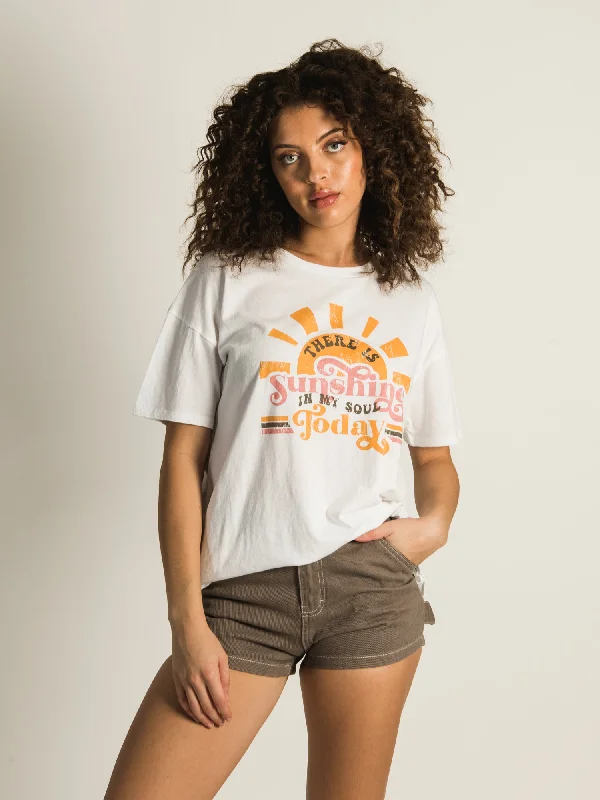 HARLOW BOYFRIEND SUNSHINE SCREEN TEE - CLEARANCE Fashionable Trendy Casual