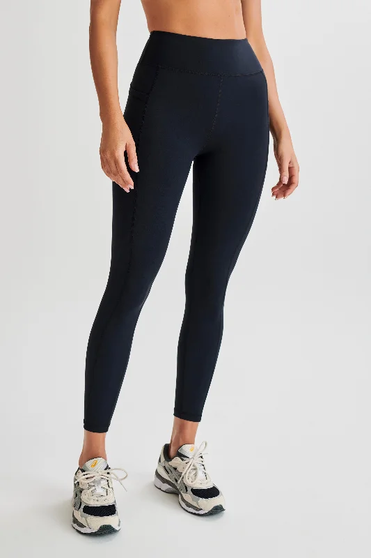Briar V Back Leggings With Pockets - Black Fashionable Seamless Leggings