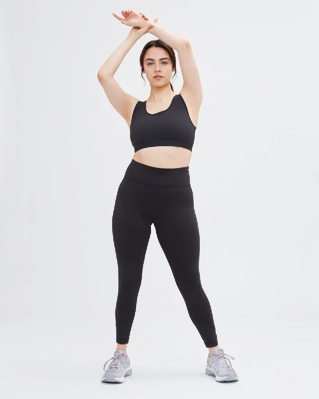 InMotion 7/8 Seamed Legging Comfortable Capri-Length Leggings