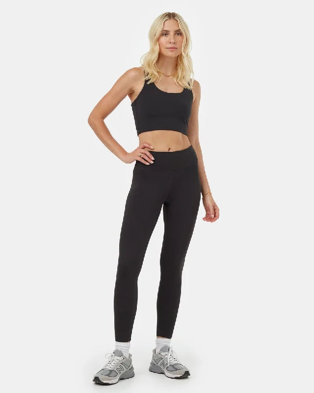 inMotion 7/8 High Rise Legging Fashionable Stretchy Fit Leggings