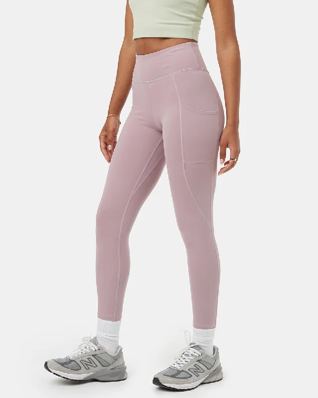 inMotion 7/8 Pocket Legging Stylish Sporty Performance Leggings