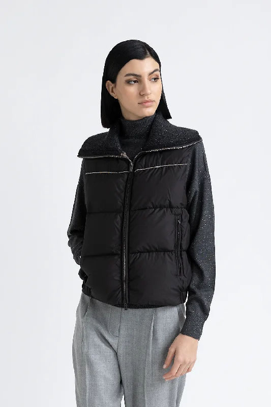 Sleeveless goose down jacket with tricot collar Tailored Jacket Straight Jacket A-Line Jacket Sleeveless goose down jacket with tricot collar Tailored Jacket Straight Jacket A-Line Jacket