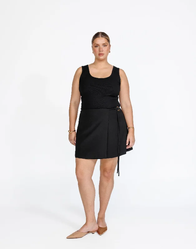 Alayna Mini Skirt (Black) flowy skirt hem
