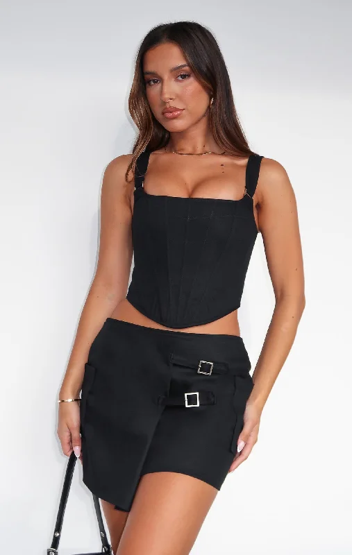 Dime Piece Mini Skirt Black lightweight skirt design