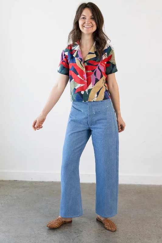 Allie Olson Buttress Jeans Fashionable Raw Hem Bootcut Jeans